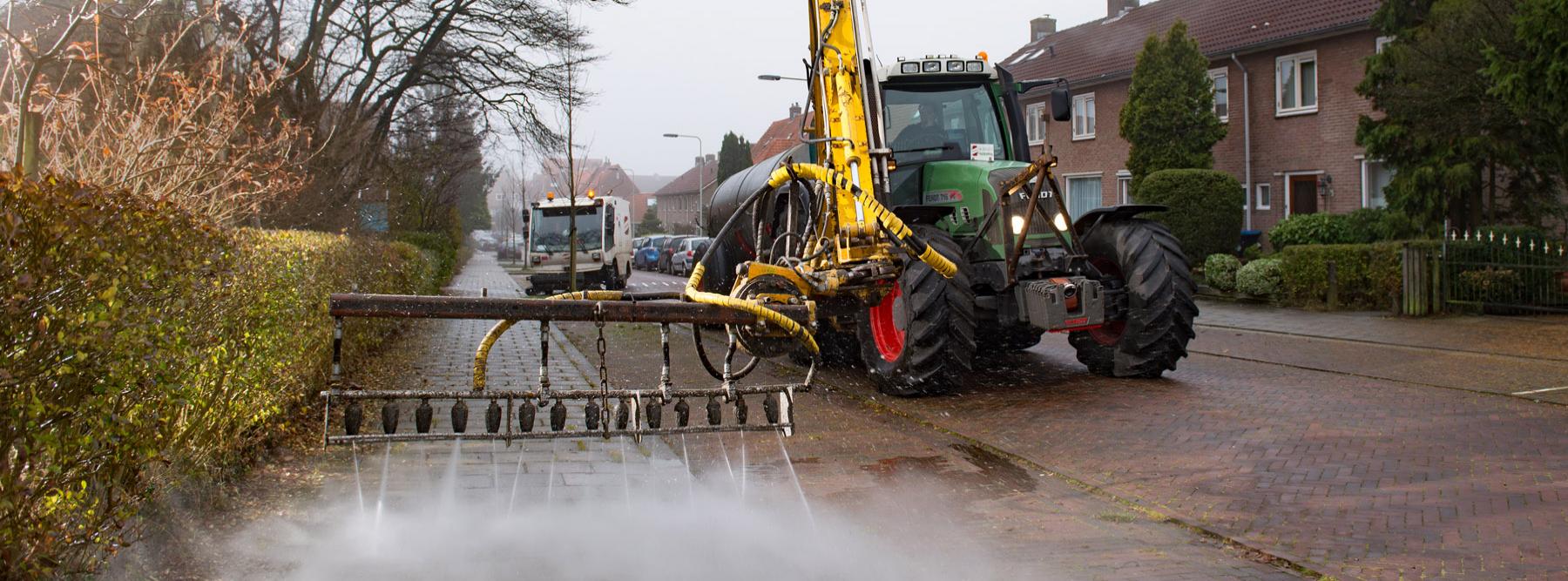 banner Compleet van weg tot water